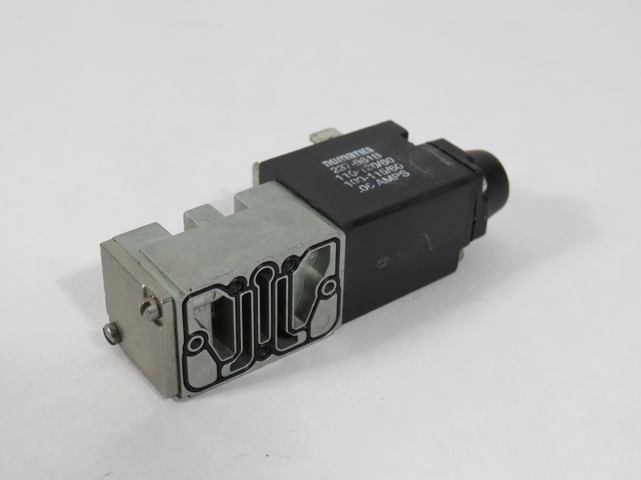 Numatics 031SA4002000030 4/2-Way Solenoid Valve 110-120V@60Hz SHELF WEAR NOP