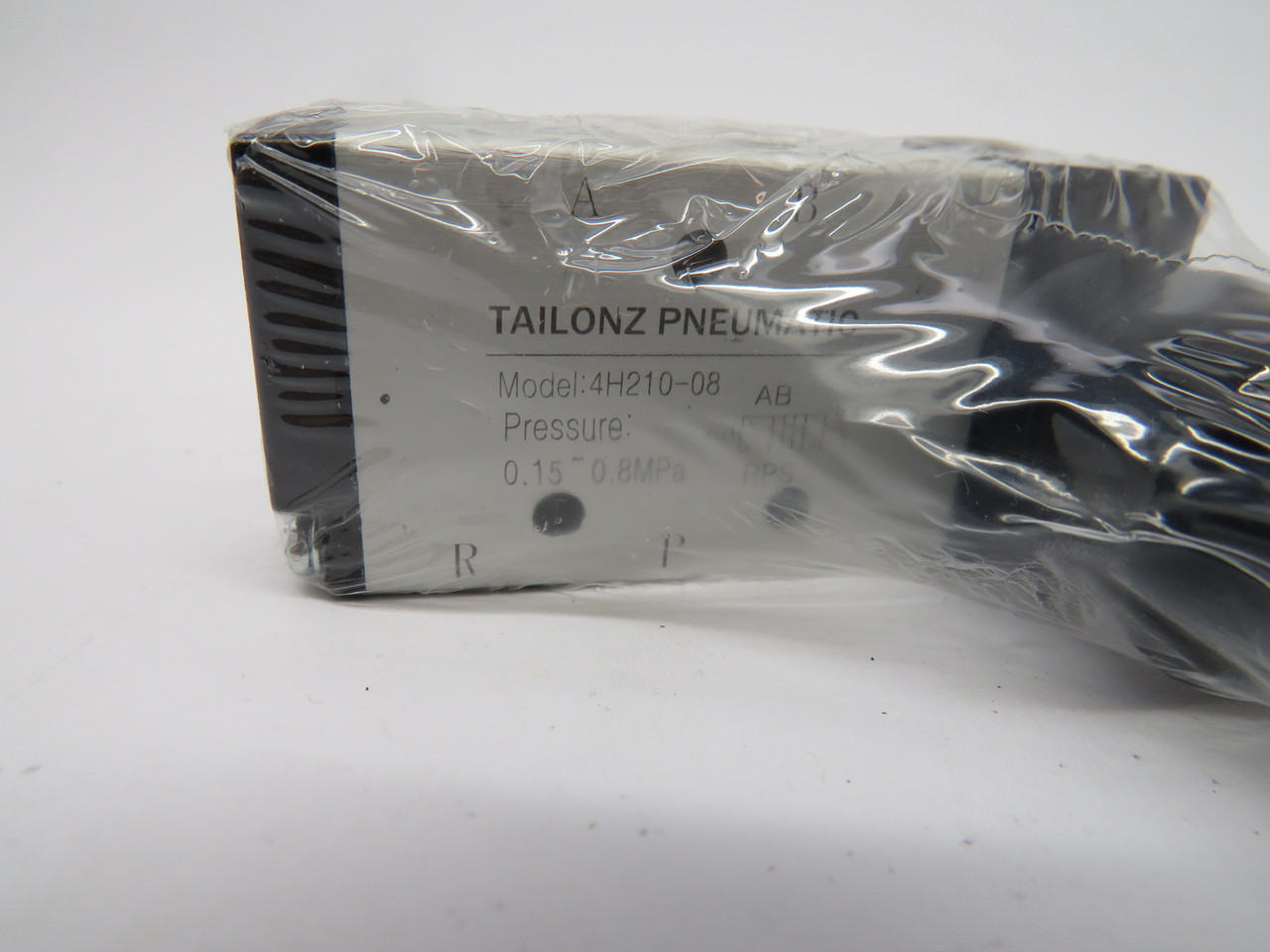 Tailonz 4H210-08 2 Position Pneumatic Solenoid Valve 1/4"NPT 0.15~0.8MPa NEW