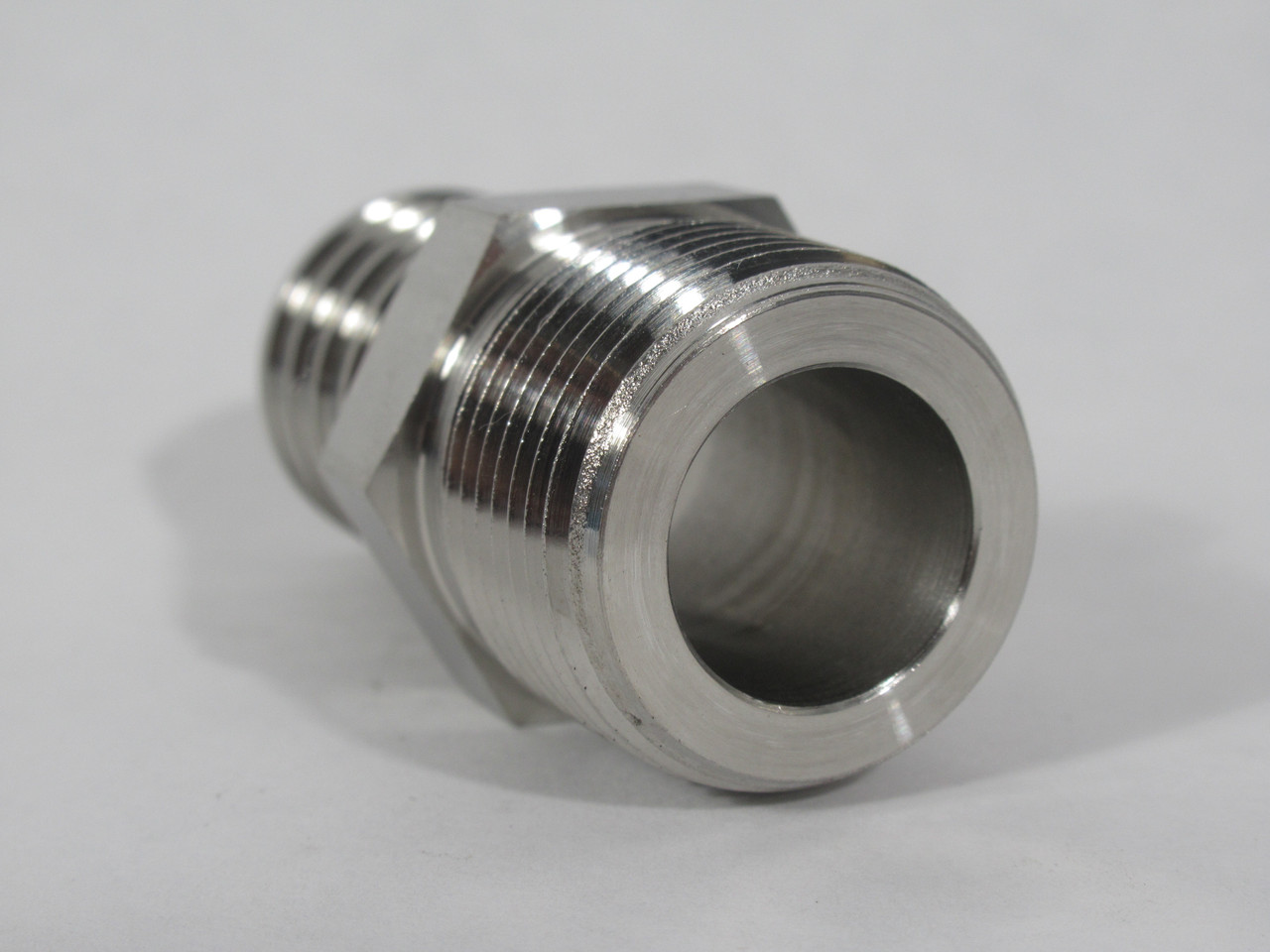 Swagelok SS-12-HC-1-12 Hose Connector 3/4 Male NPT 3/4" Hose ID NOP