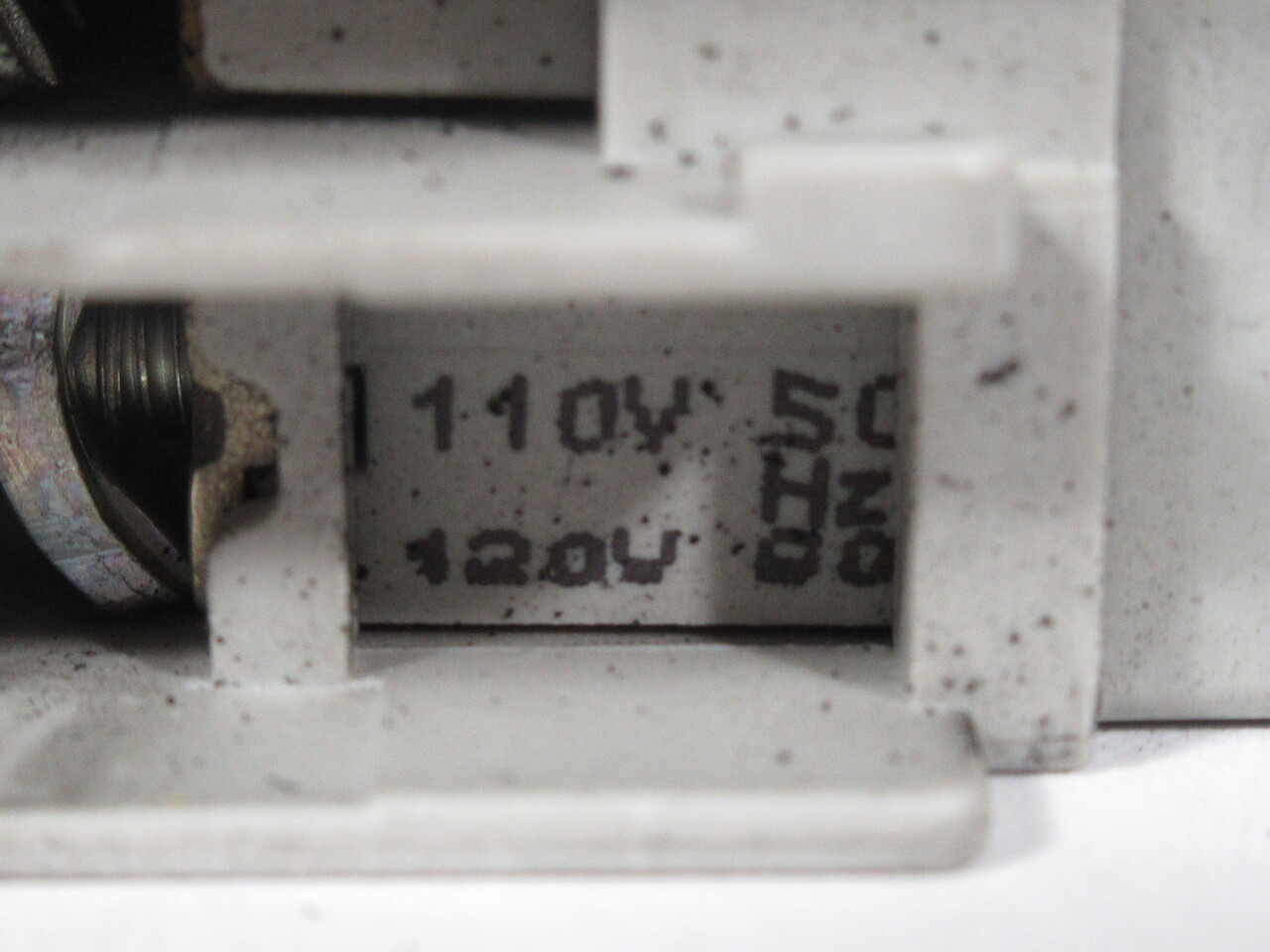Allen-Bradley 100-K09D10 Miniature Contactor 600VAC Coil 110/120V 50/60Hz USED