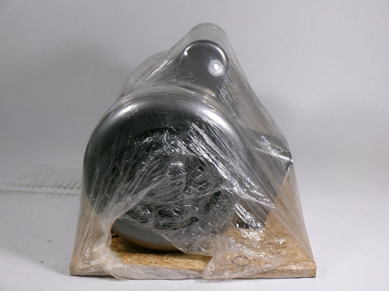 Baldor 1HP 3450RPM 115/208-230V 56C TEFC 1Ph 11/5.8-5.5A 60Hz BOX DAMAGE NEW