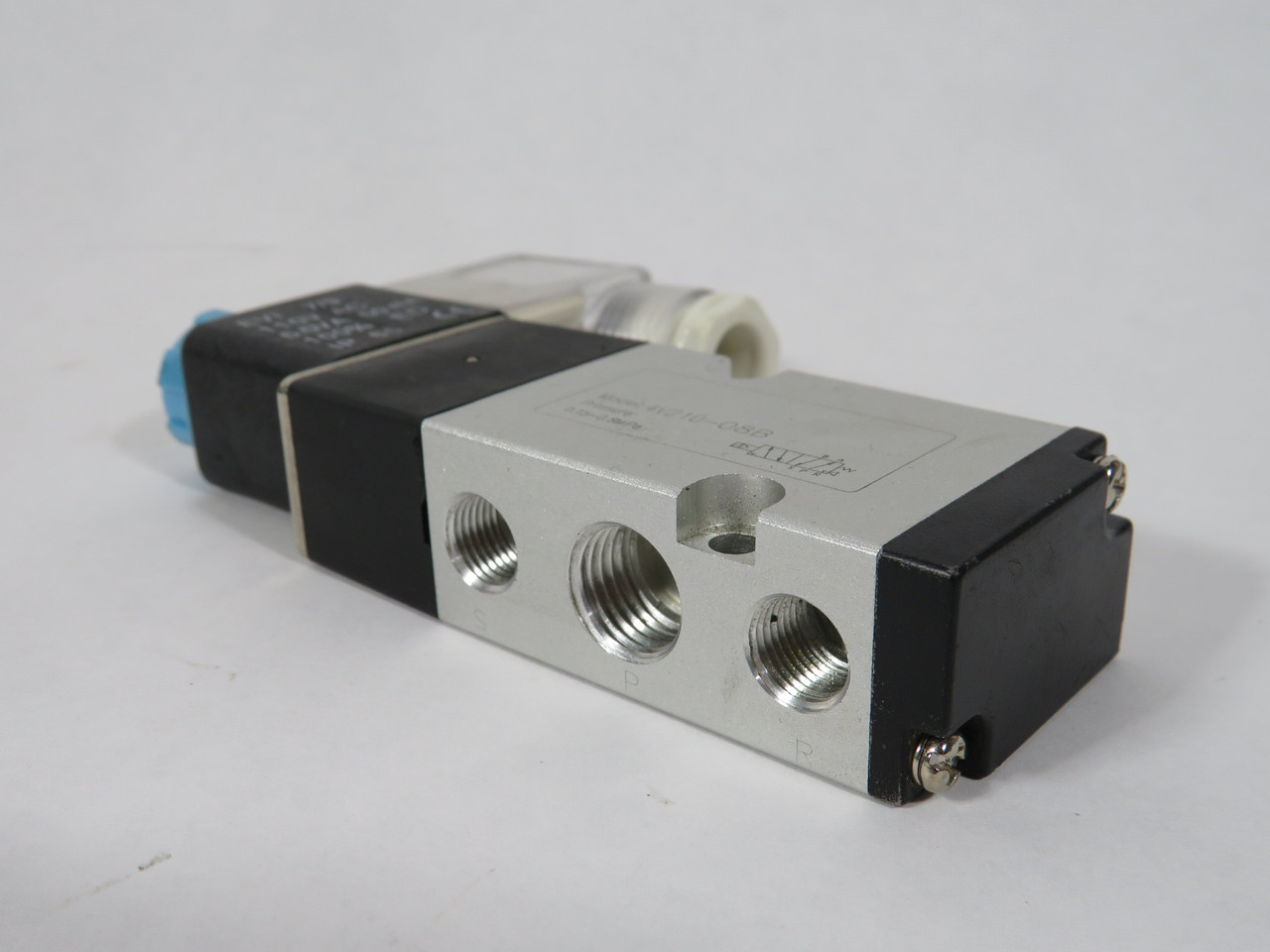 AirTac 4V21008CT 5/2-Way Solenoid Valve 1/4" NPT 110V SWAPPED COIL NOP