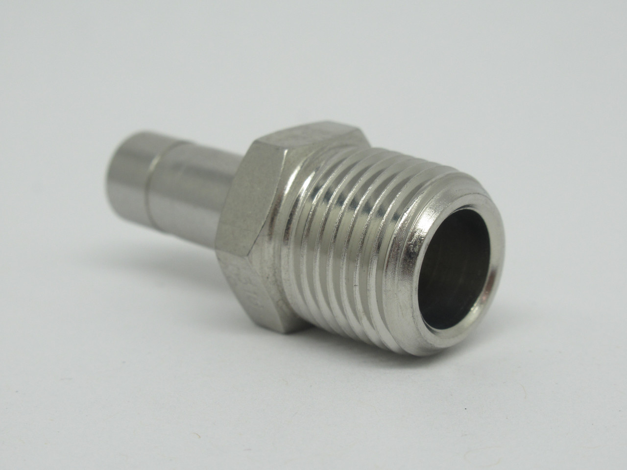 Hoke 6AM6316 Male Hose Adapter 3/8" Male NPT x 3/8" Hose NOP