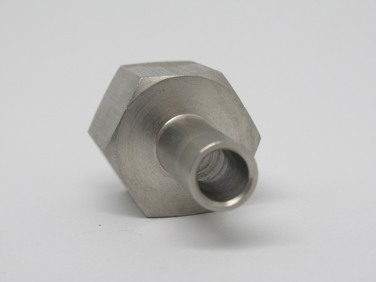 Swagelok SS-6-TA-7-6 Tube Fitting Adapter 3/8" Tube x 3/8" Female NPT NOP