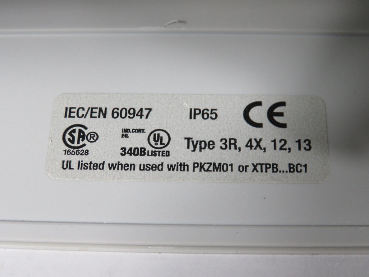 Eaton CI-PKZ01-NA-SVB Insulated Enclosure for PKZ01 Padlockable SHELF WEAR NEW