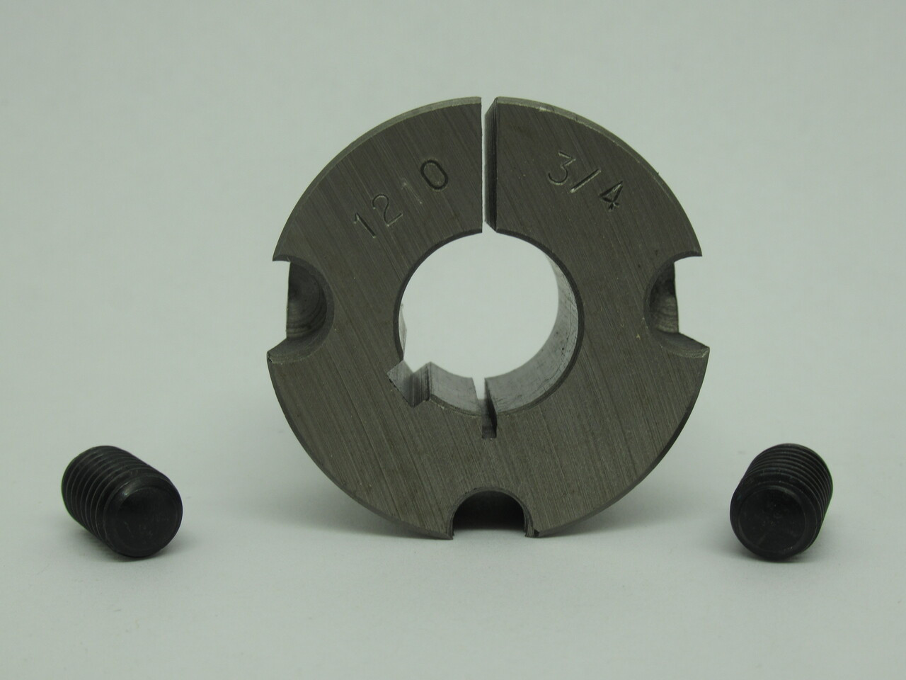 Generic 1210-3/4 Tapered Bushing 3/4" B 3/16x3/32" Key 1-7/8" OD *DMG BOX* NEW