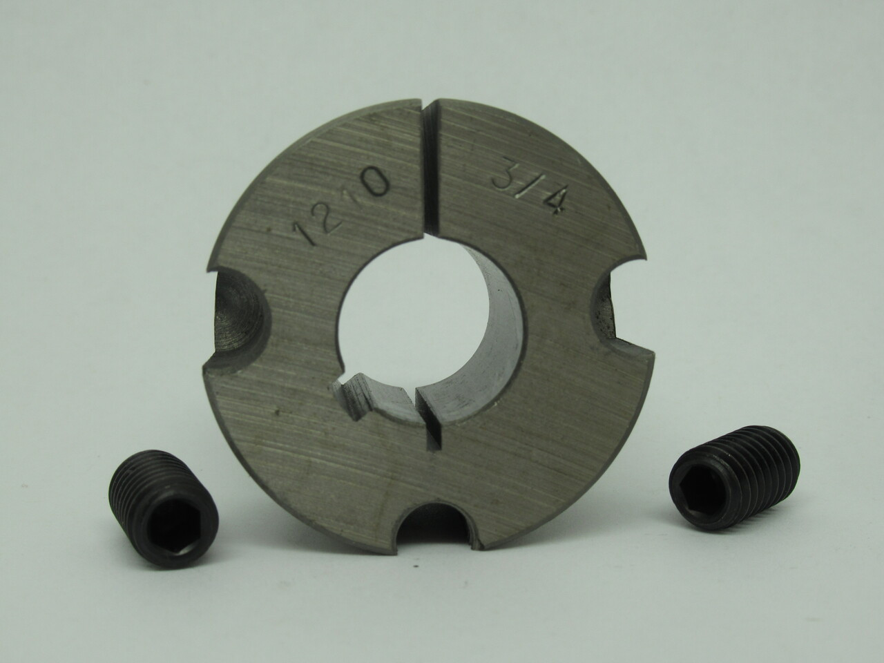 Generic 1210-3/4 Tapered Bushing 3/4" Bore 3/16x3/32" Key 1-7/8" OD NEW