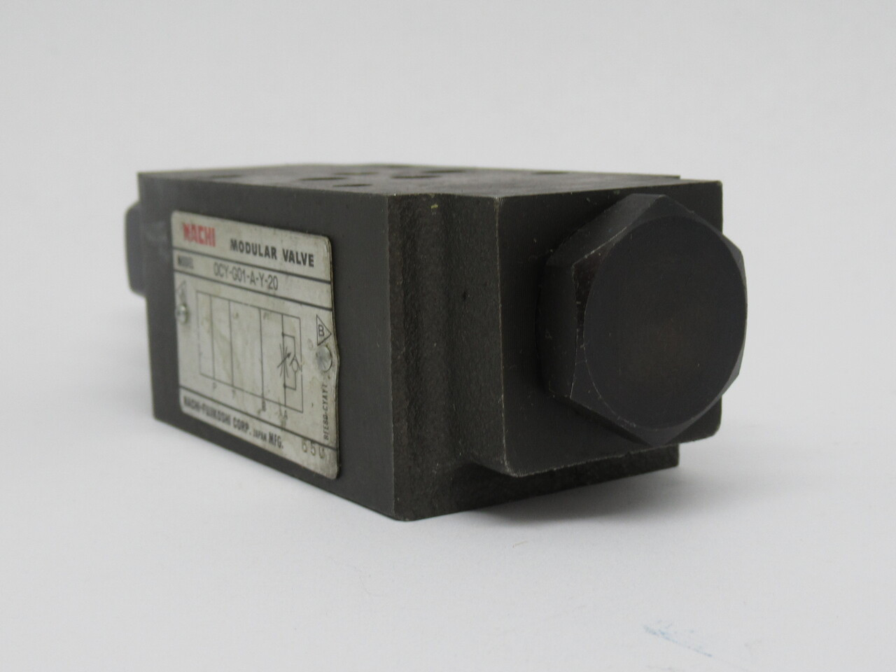 Nachi OCY-G01-A-Y-20 Flow Regulator Modular Valve 1/8" 3625PSI USED