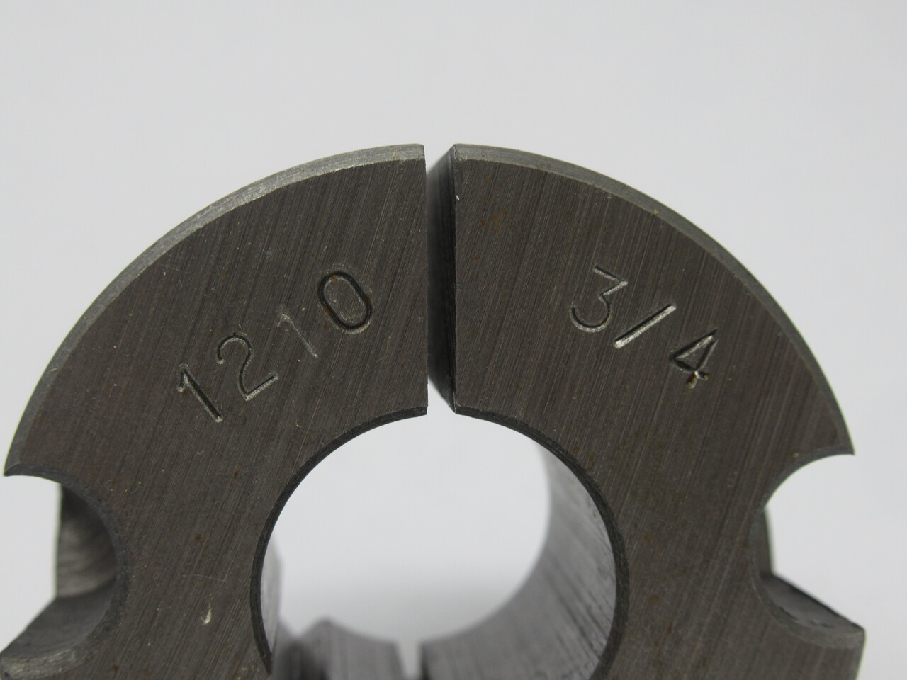 Generic 1210-3/4 Tapered Bushing 3/4" Bore 3/16x3/32" Key 1-7/8" OD NOP