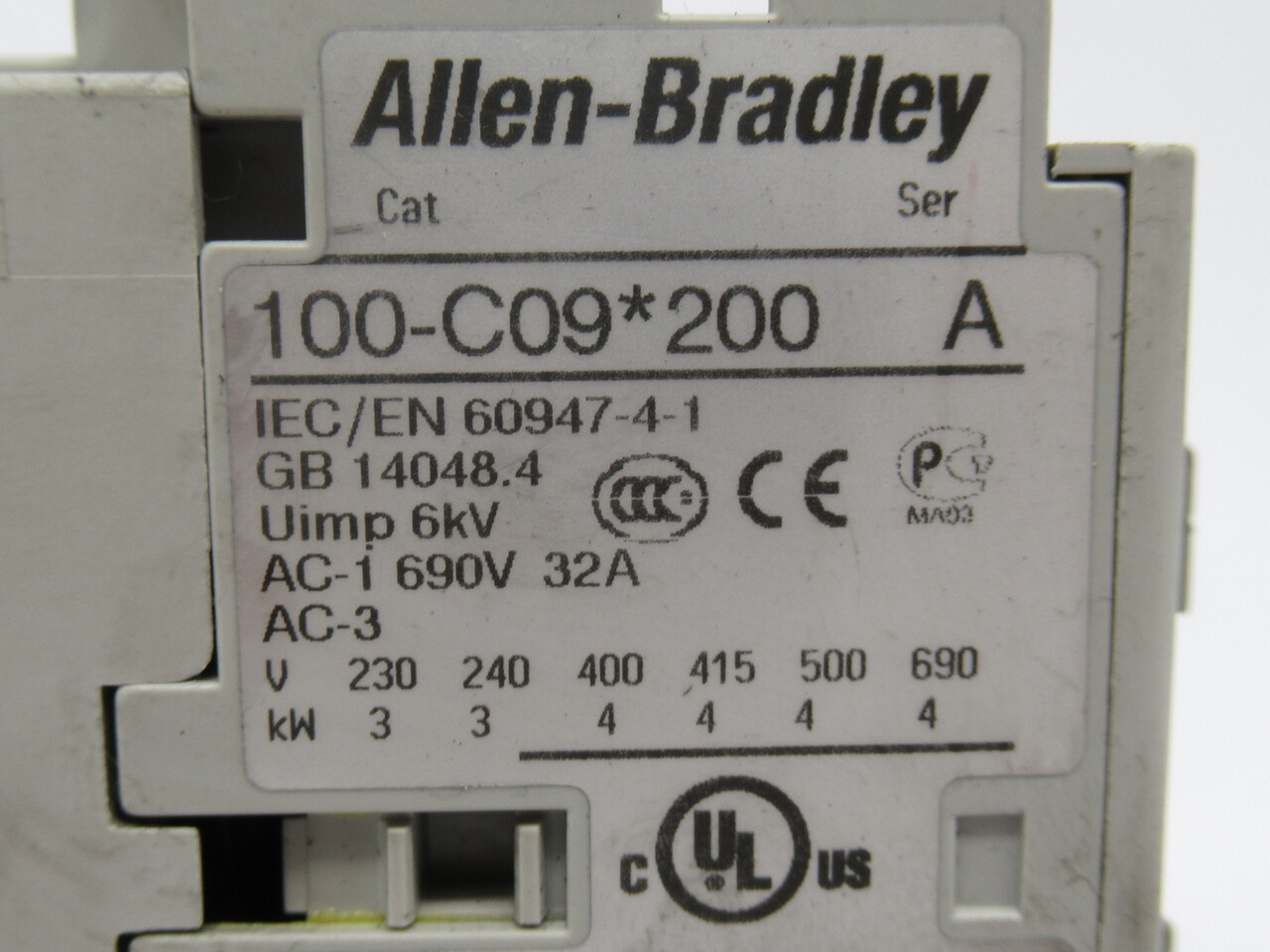 Allen-Bradley 100-C09D200 Contactor 600VAC Max 25A Encl 110V@50Hz 120V@60Hz USED