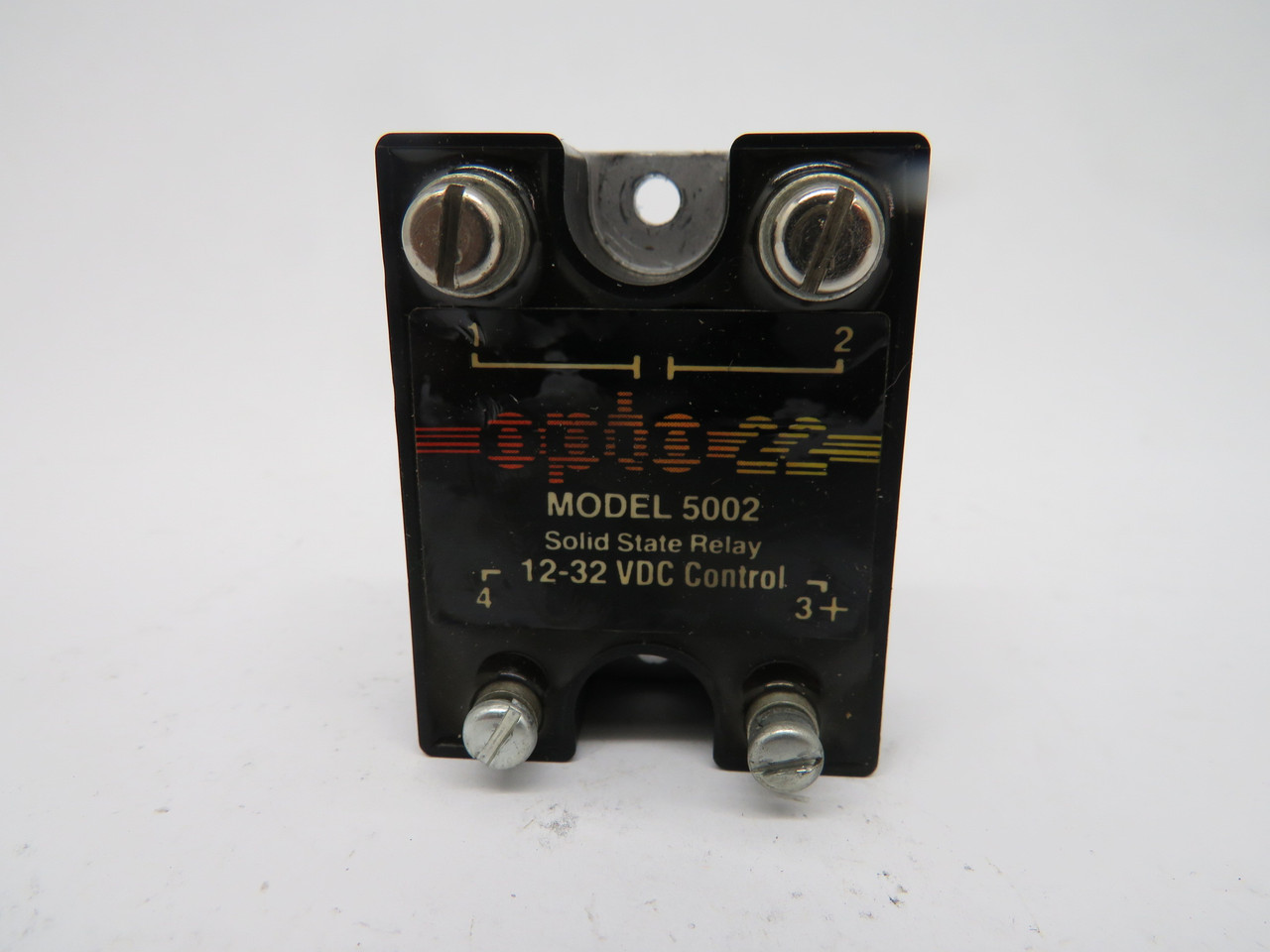 Opto 22 5002 Solid State Relay 12-32VDC Control USED