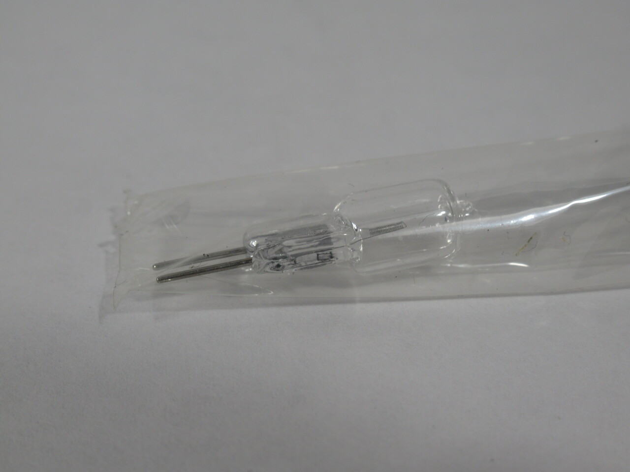 Leuci 094471.0101 Low Pressure Compact Halogen Lamp 12V 10W G4 NEW