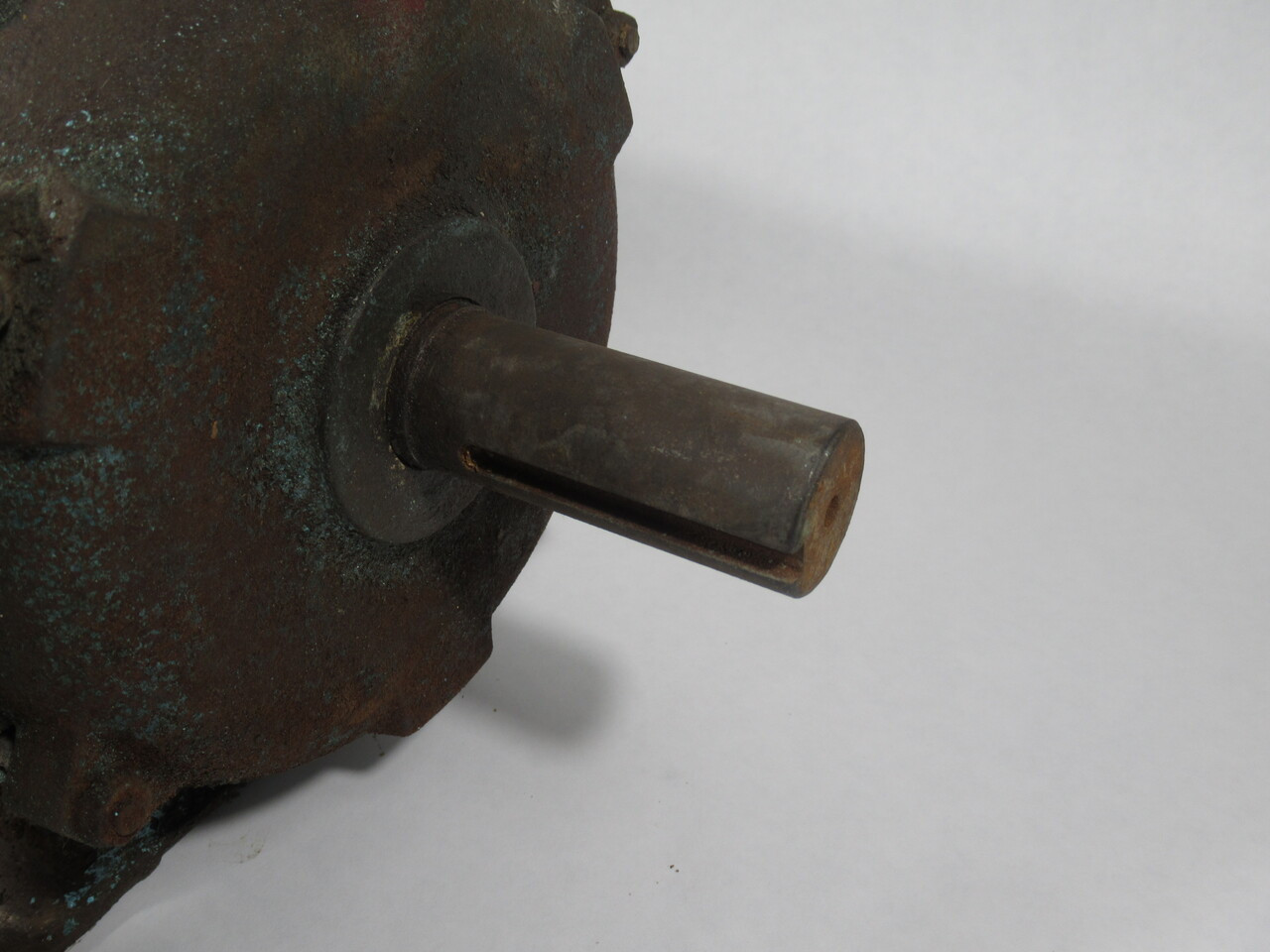 LS Powerbloc 5HP 1700RPM 575/600V 184T 3Ph 5.4/5.3A 60Hz RUST USED