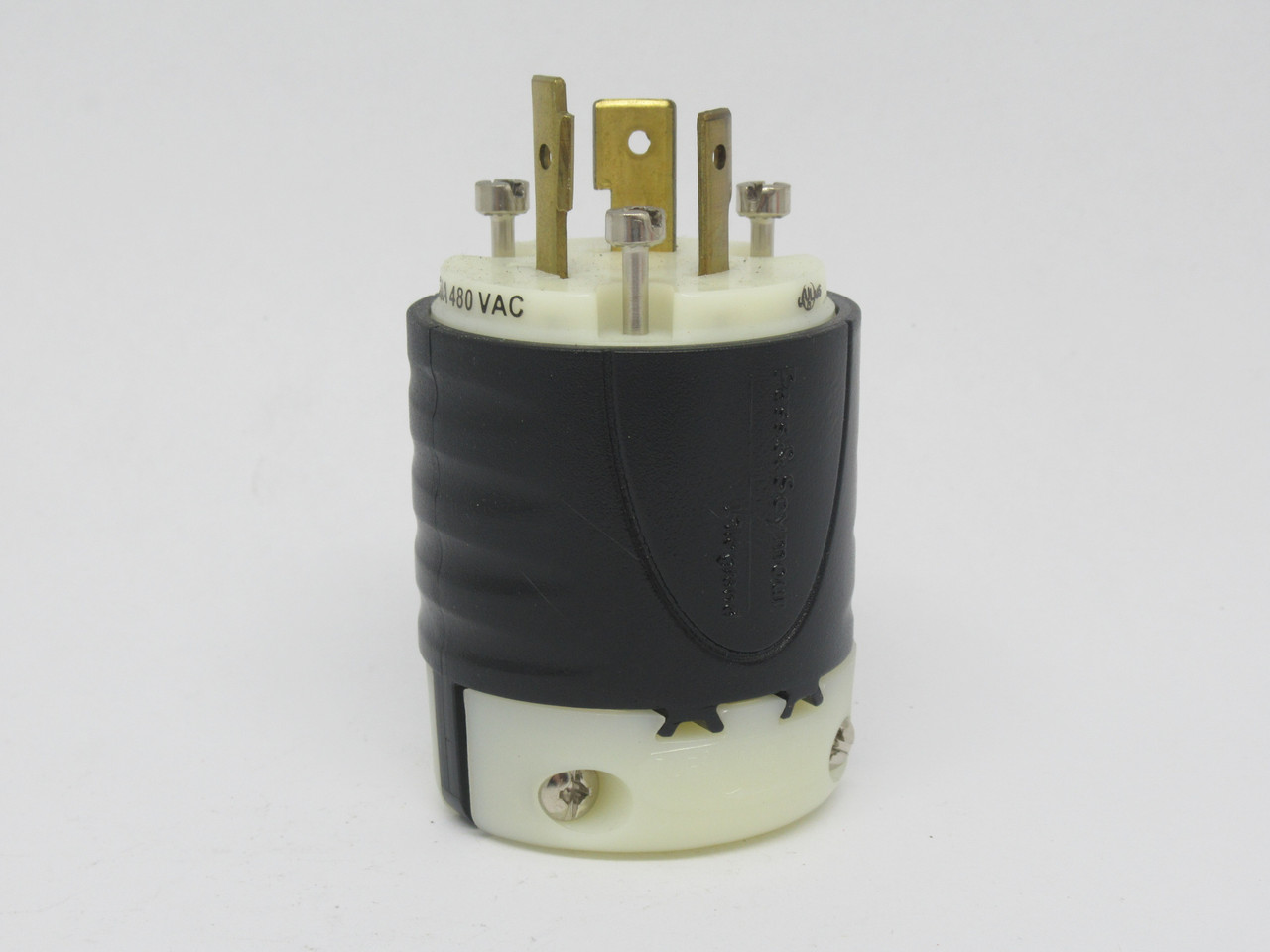 Pass & Seymour Legrand L820-P Turnlok Plug 20A 480VAC 3W 2P NEW