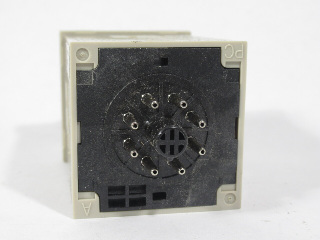 Omron H3CR-H8L Power Off Delay Timer 0.6-12min 100-120VAC *DAMAGED BOX* NEW