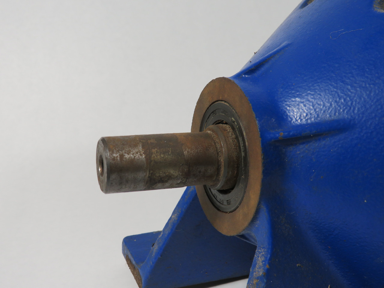 ABB Motori 0.9Kw 1710rpm 317/550V 3Ph  C/W Gear Reducer 190/1000 Ratio USED