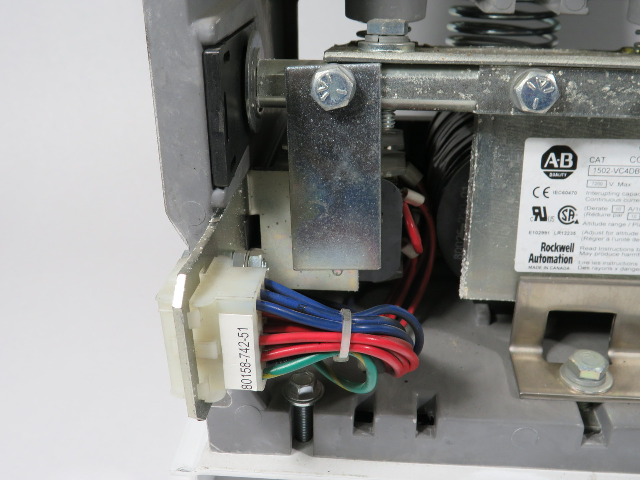 Allen-Bradley 1502-VC4DBDA-0 Vacuum Contactor 7200V 3Ph 50/60Hz 110VDC SerF USED