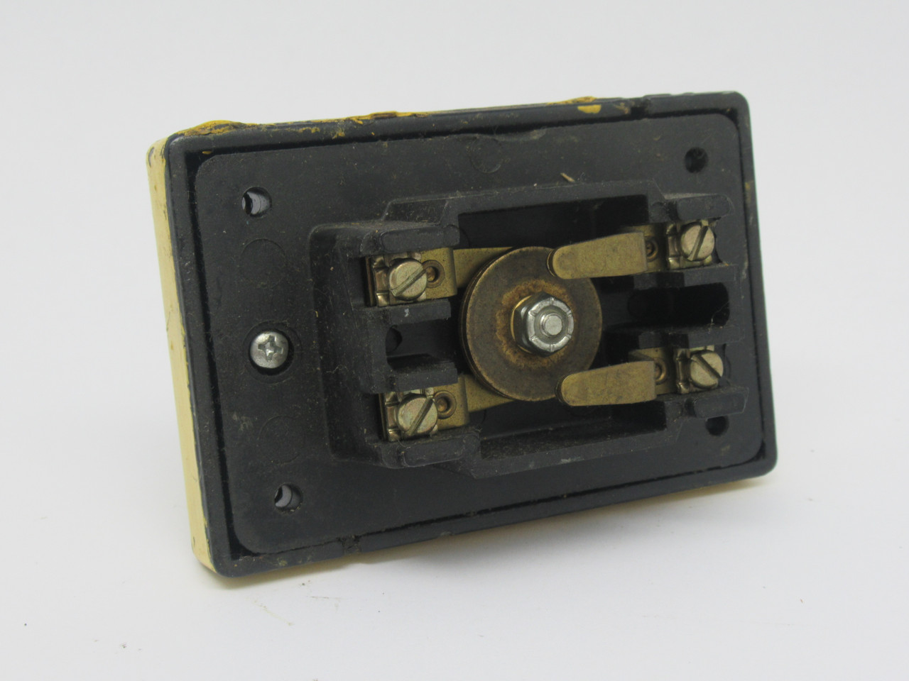 Rees 00662-001 Black/Yellow Heavy Duty Mushroom Plunger Switch 2-1/4" NO+NC USED