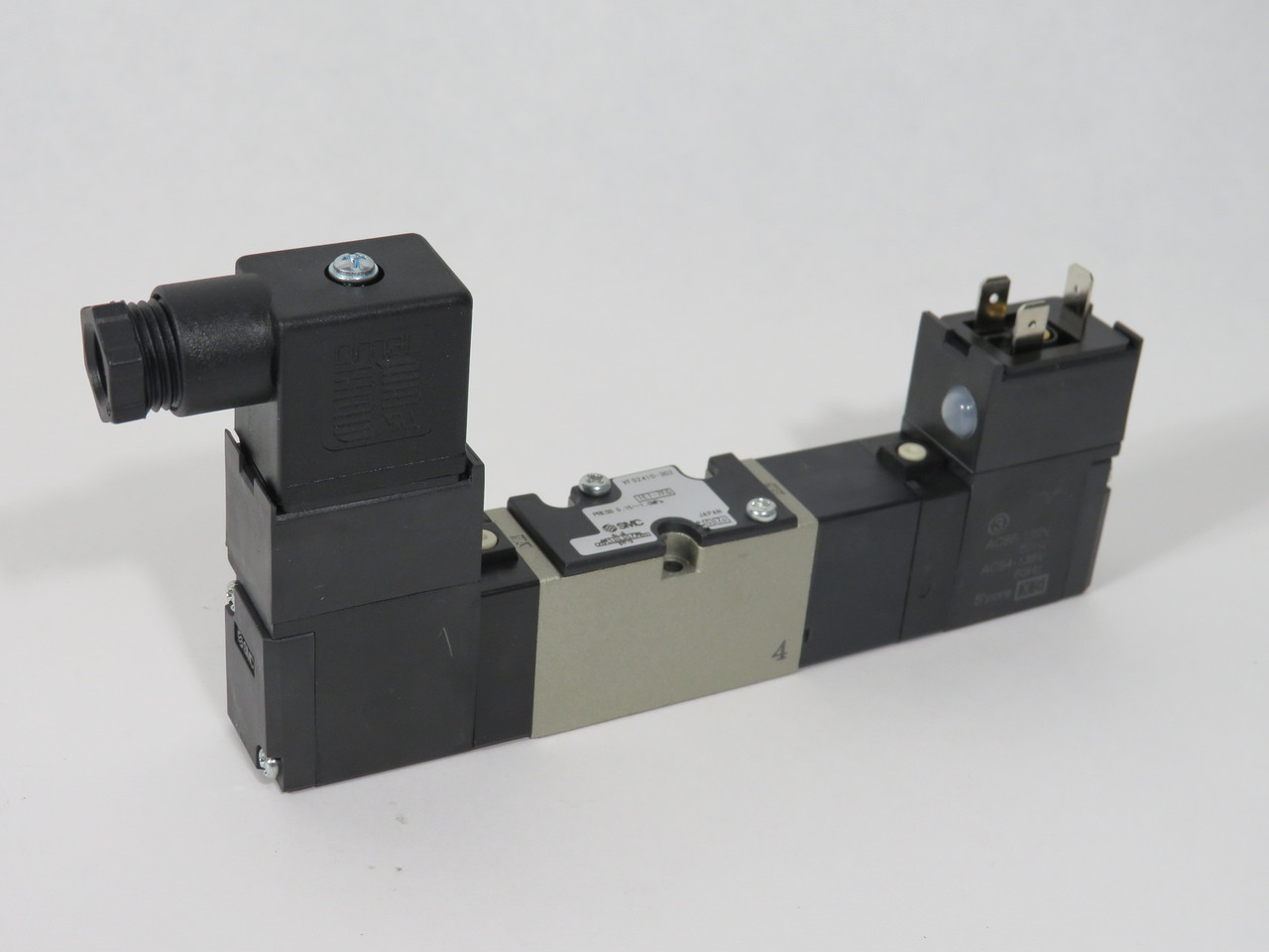 SMC VFS2410-3DZ Solenoid Valve 88-132V@50Hz 94-138V@60Hz MISSING CONNECTOR NOP
