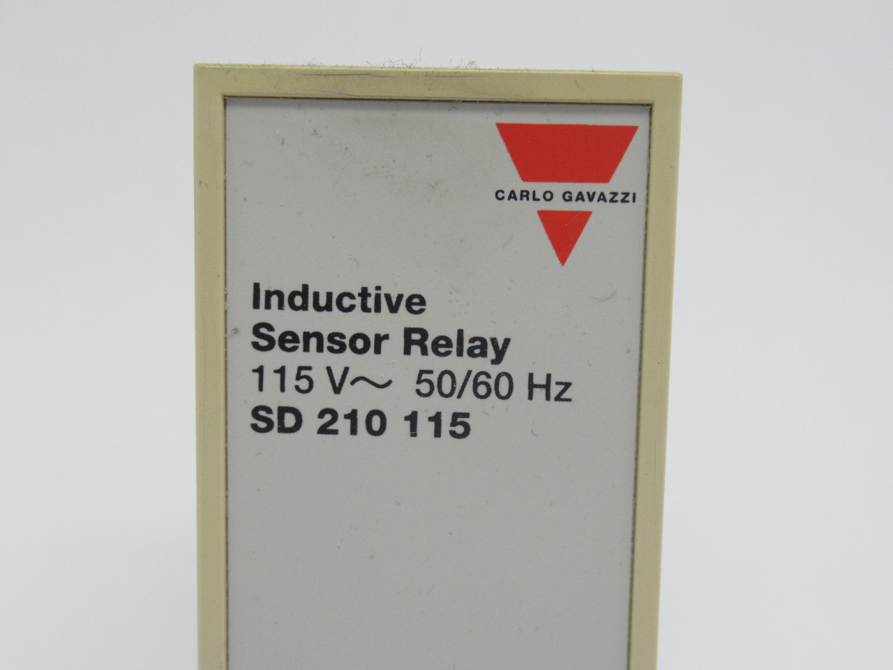 Carlo Gavazzi SD210115 Inductive Sensor Relay 115V 50/60Hz *DAMAGED BOX* NEW