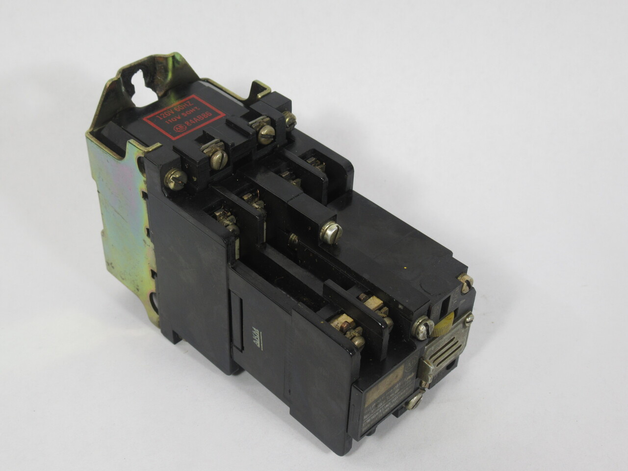 Allen-Bradley 700-N400A1 Series C Control Relay c/w 700-NT Timing Unit USED