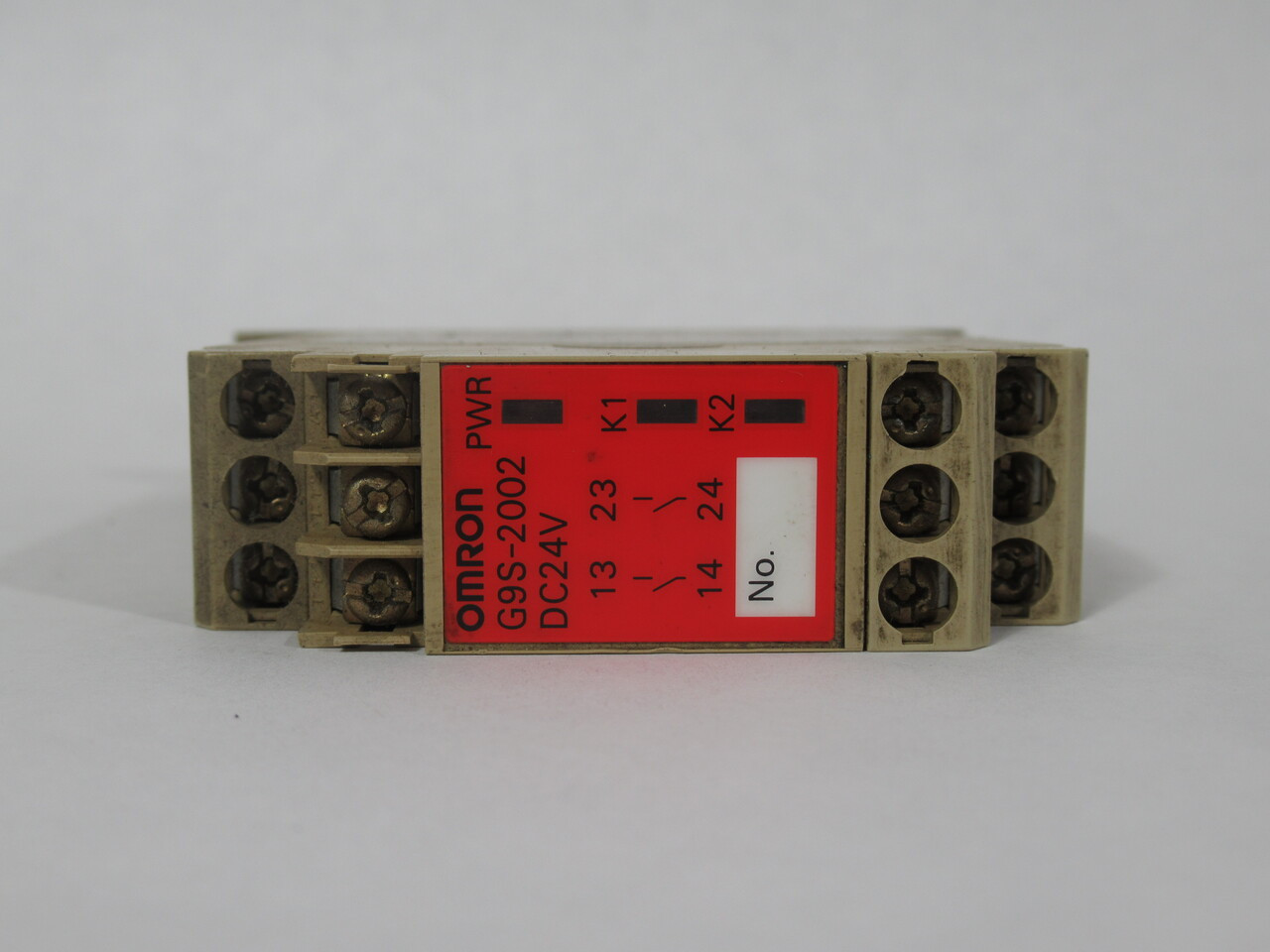 Omron G9S-2002 Safety Relay Unit DPST-NO 24VDC 50mA USED