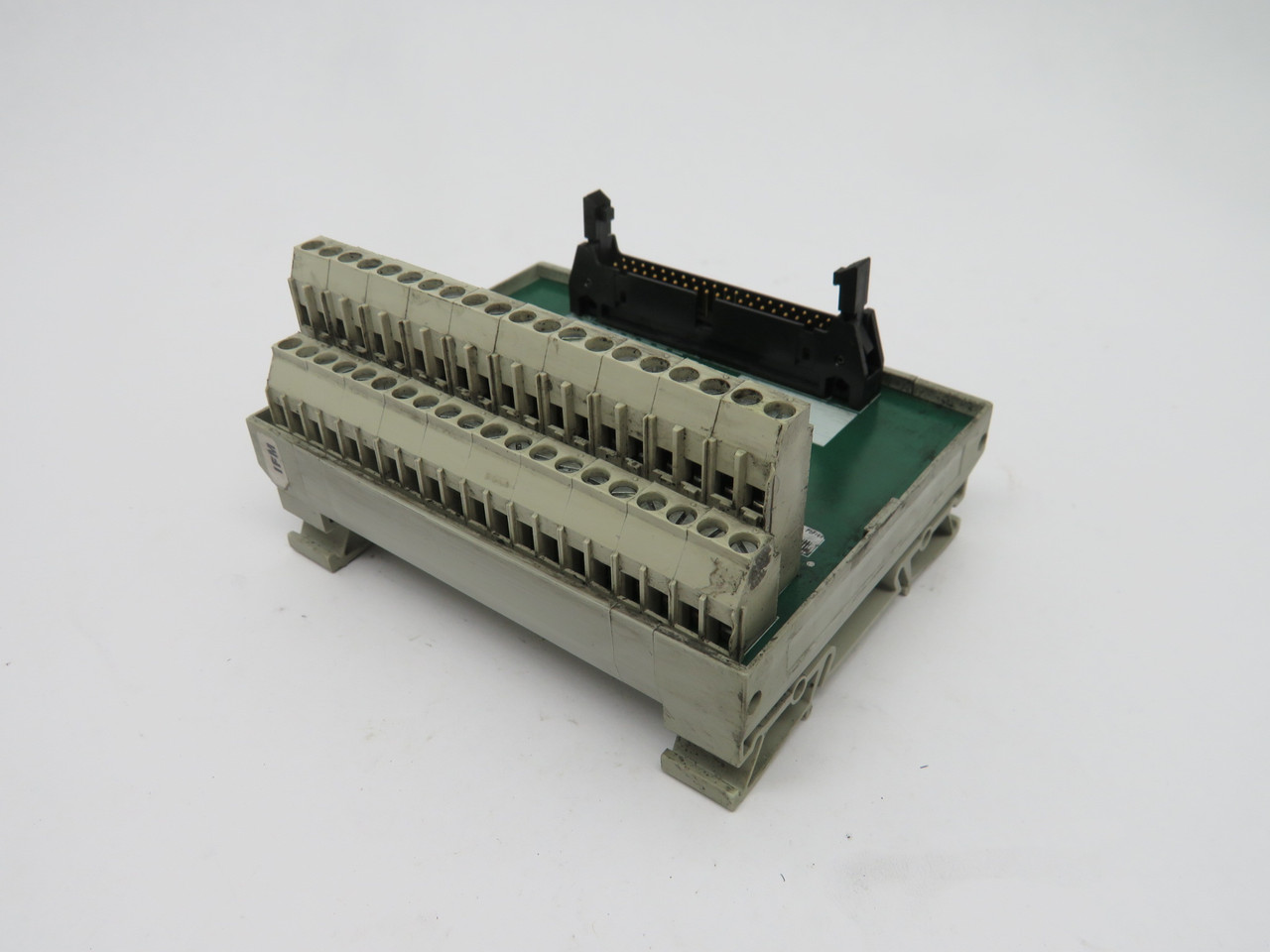 Allen-Bradley 1492-IFM40F Digital Interface Module Ser A 0-132V AC/DC USED