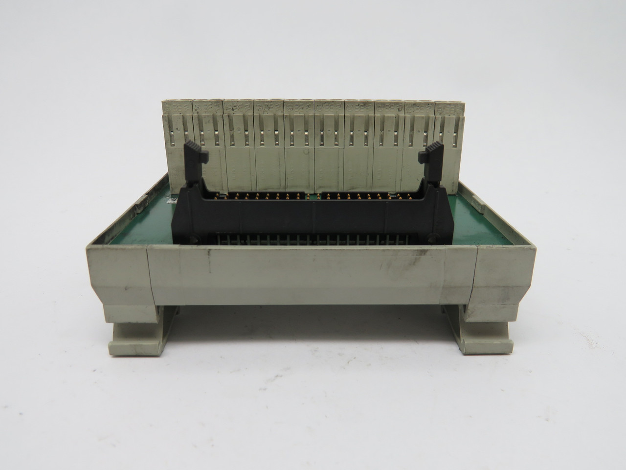 Allen-Bradley 1492-IFM40F Digital Interface Module Ser A 0-132V AC/DC USED