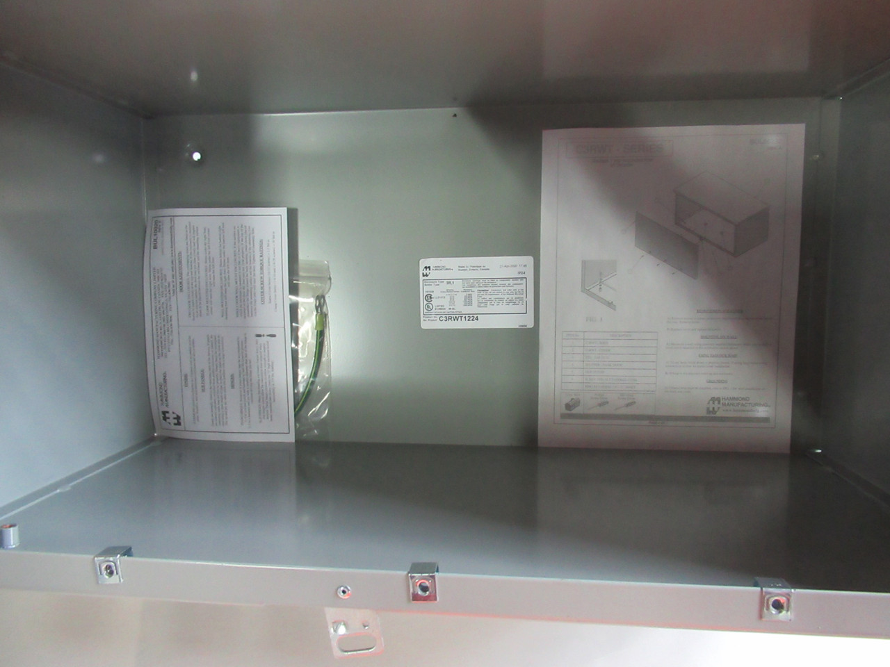 Hammond C3RWT1224 Type 3R Galvanized Steel Wiring Trough 12x12x24" NOP