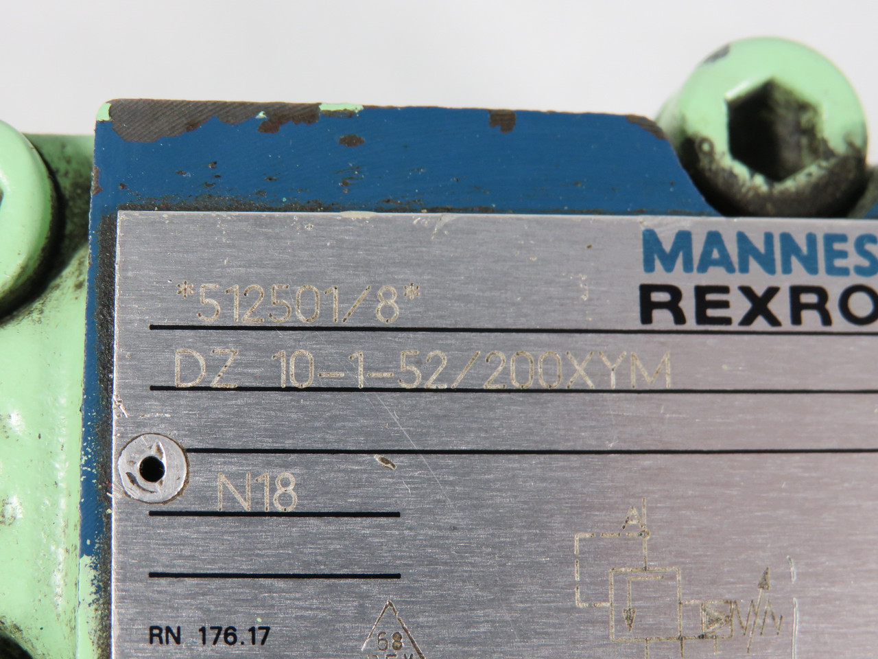 Mannesmann Rexroth DZ 10-1-52/200XYM Pressure Sequence Valve 200bar PAINTED USED
