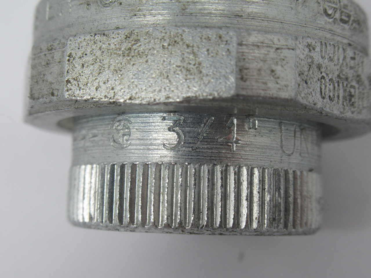 Appleton UNY75NR UNY Union Connector 3/4" USED