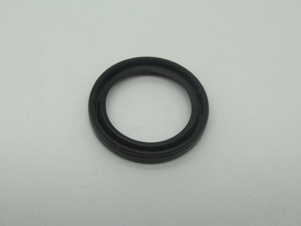 NAK VC-20-26-4 Oil Seal 20mm ID x 26mm OD x 4mm W *LOT OF 10* NOP
