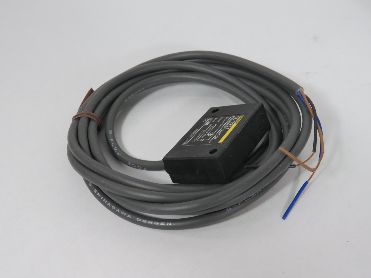 Omron TL-T2E1 Proximity Switch 12-24VDC 2mm Range NPN 200mA DMG BOX NEW