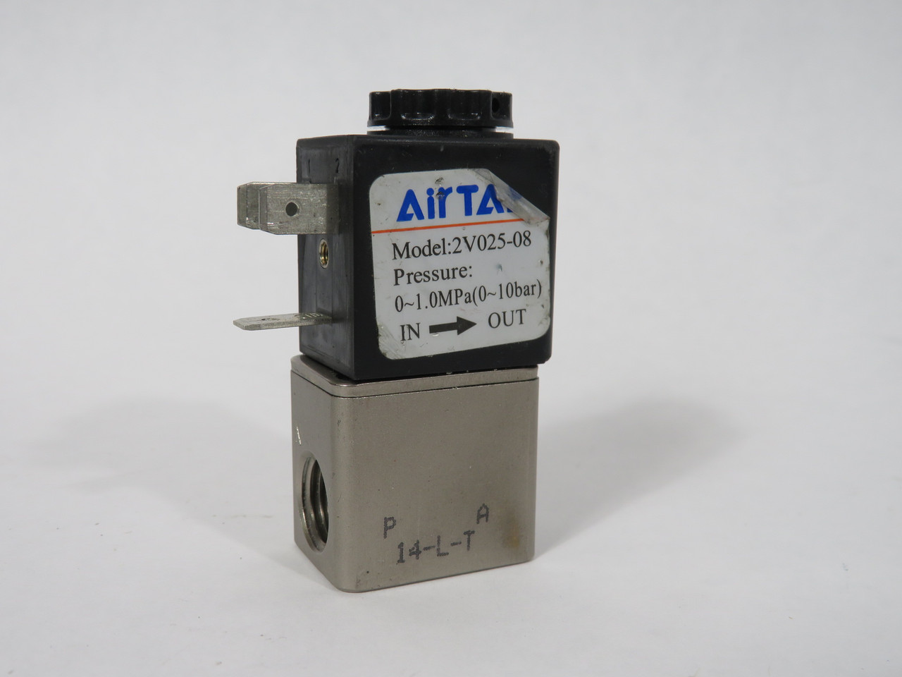 AirTac 2V02508CT 2/2-Way Fluid Control Valve 1/4" NPT 110V NO CONNECTOR USED
