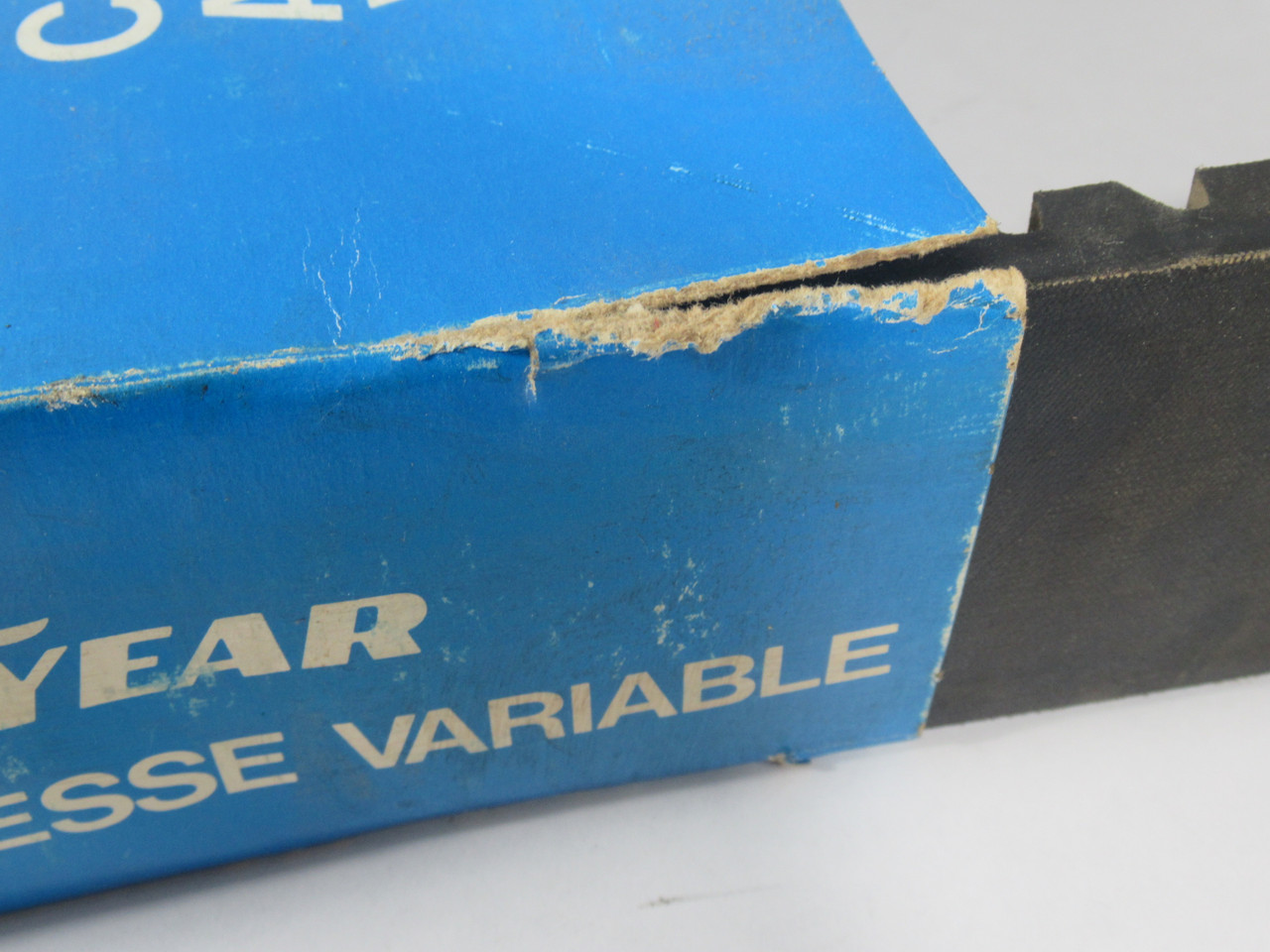 Goodyear 4630V663 Variable Speed Belt 66.3" L x 2.88" W *DAMAGED PACKAGE* NEW