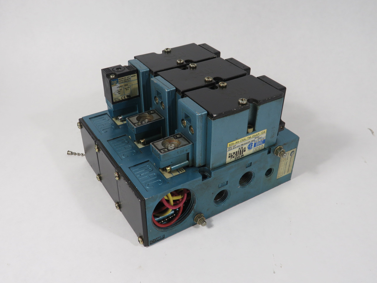 MAC 82A-AA-CKA-TM-DAAP-1DA Solenoid Valve Assembly 110/120V ONLY 1 COIL USED