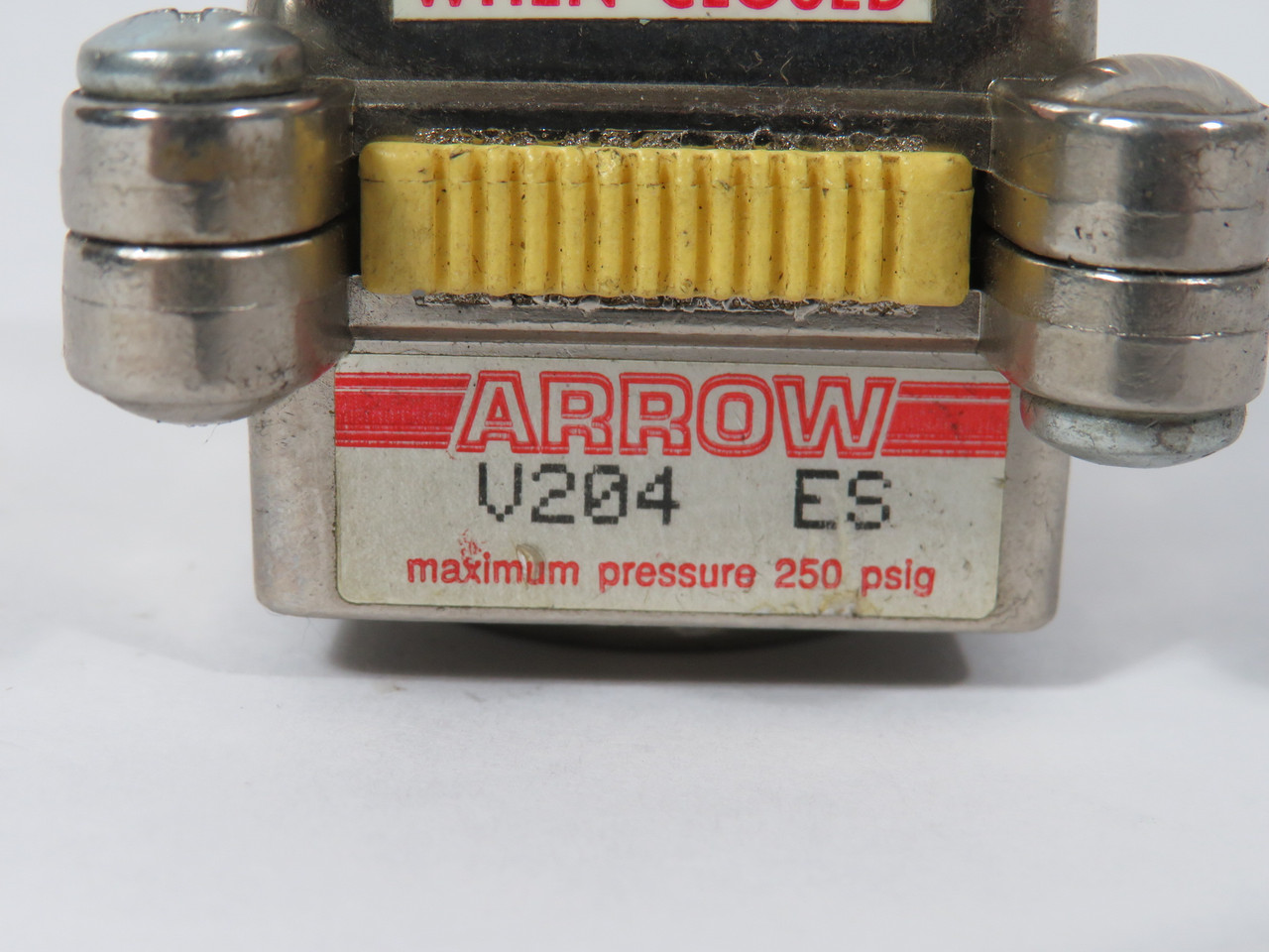 Arrow V204 3-Way Slide Lockout Valve 1/2" Port Size 250psig 140SCFM USED