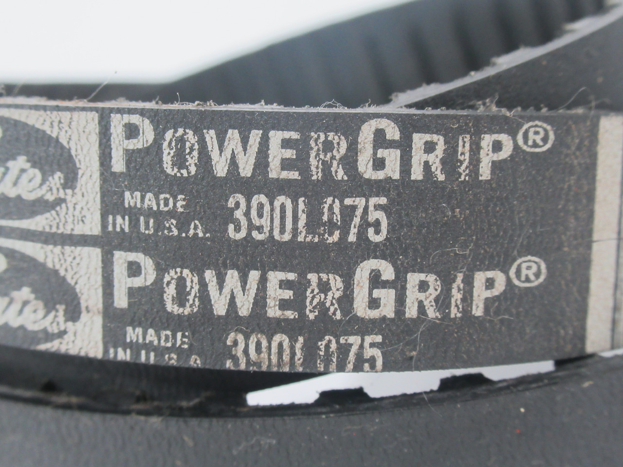 Gates 390L075 PowerGrip Timing Belt 39" L x 0.75" W x 0.375" P NOP