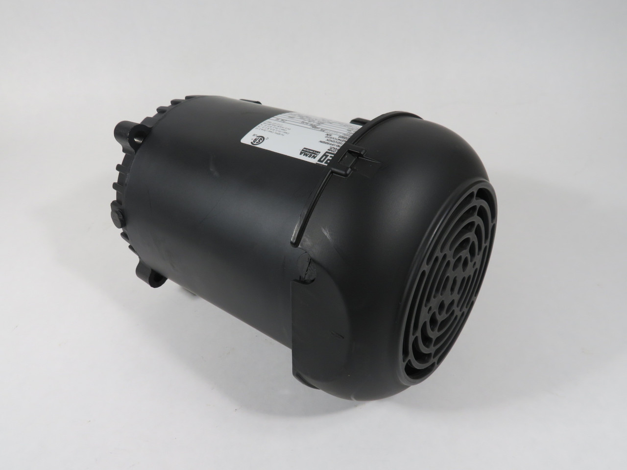 WEG 0.50HP 0.37kW 3435RPM 208-230/460V W56J TEFC 3Ph SHELF WEAR NOP