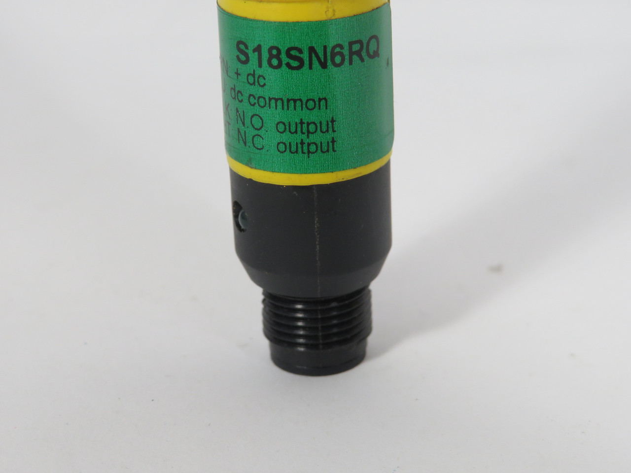 Banner 29506 S18SN6RQ Epoxy Encapsulated Receiver 10-30VDC 20m NPN 4 Pin USED