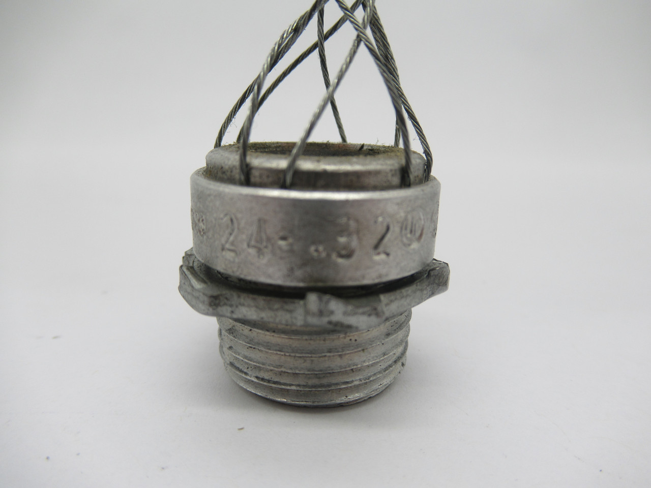 Kellems 073-03-1200 Strain Relief Cable Grip .24-.32" USED
