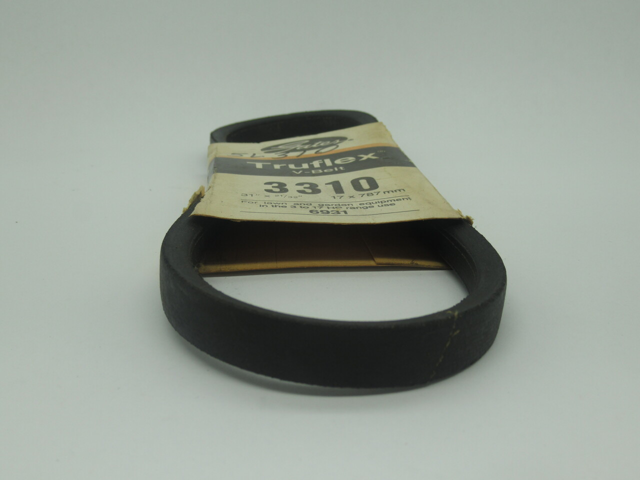 Gates 3310 Truflex V-Belt 31" L x 0.625" W x 0.375" T *DAMAGED PACKAGE* NEW