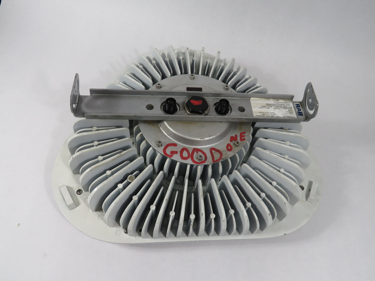 RAB RAB6200-CW-CC-UD-00 LED Spotlight 347-480V 50/60Hz 150W .53A MINOR DMG USED