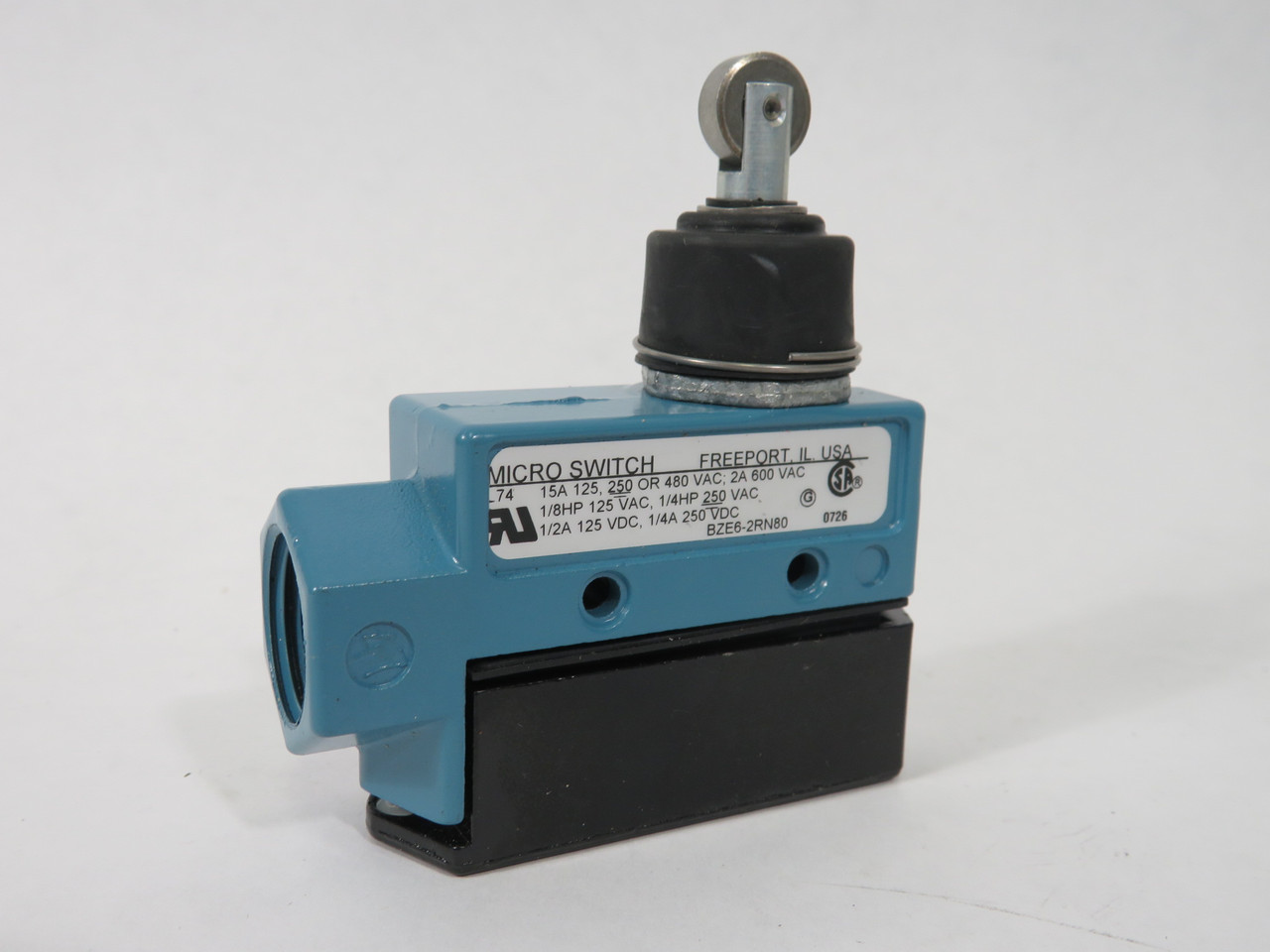 Microswitch BZE6-2RN80 Roller Plunger Limit Switch SHELF WEAR NOP