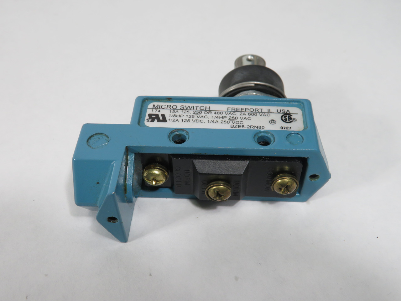Microswitch BZE6-2RN80 Roller Plunger Limit Switch BODY ONLY USED