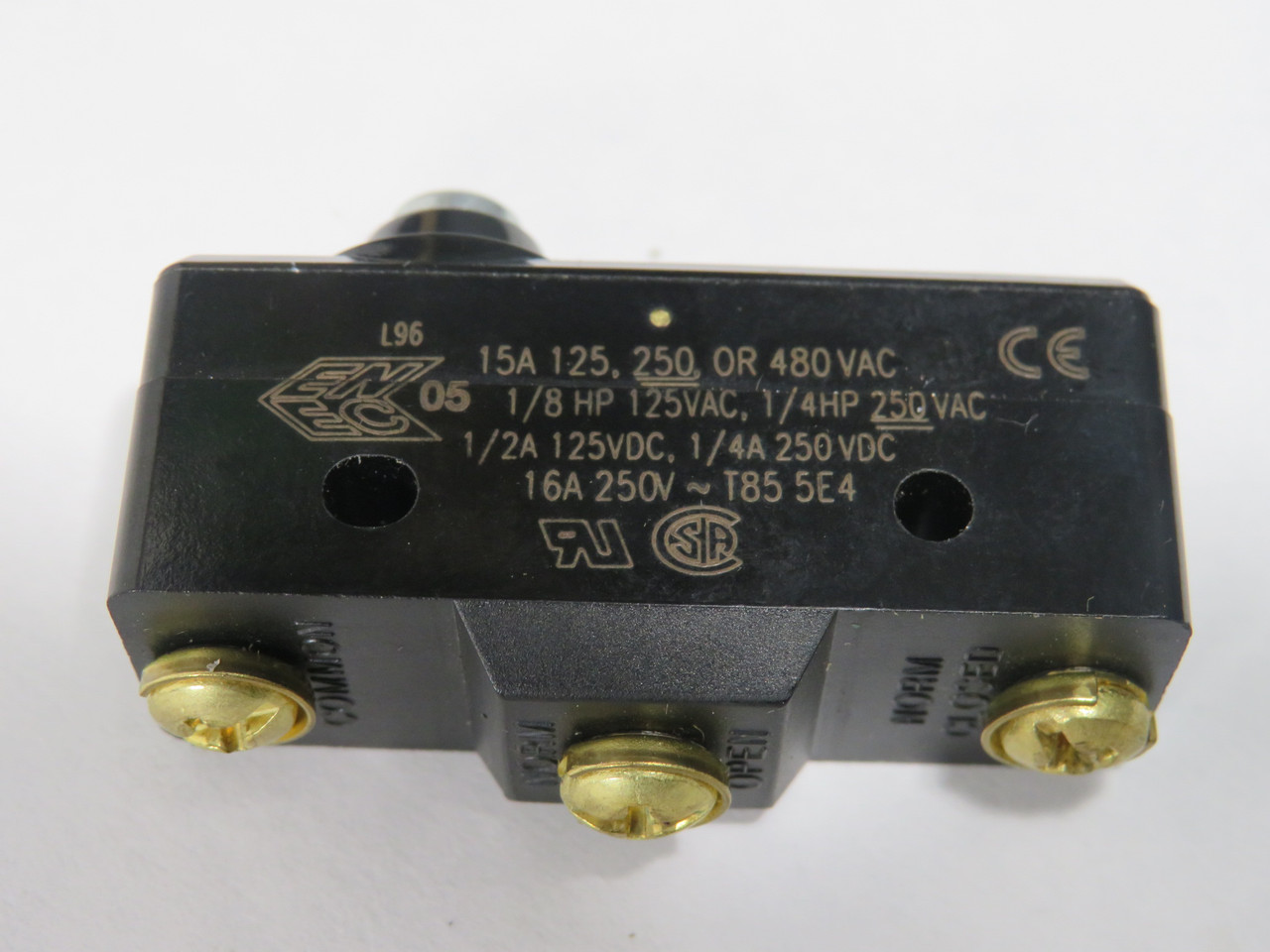 Honeywell Microswitch BZ-2RD-A2 Plunger Limit Switch 15A@125/250/480V NWB