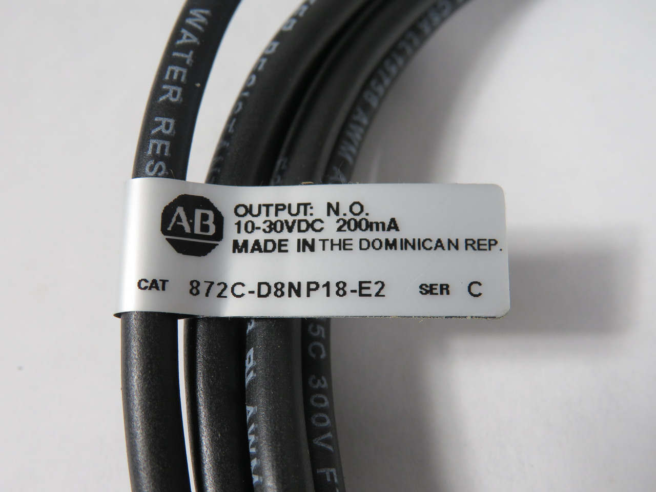 Allen-Bradley 872C-D8NP18-E2 Series C Proximity Sensor 10-30VDC OPEN BAG NWB