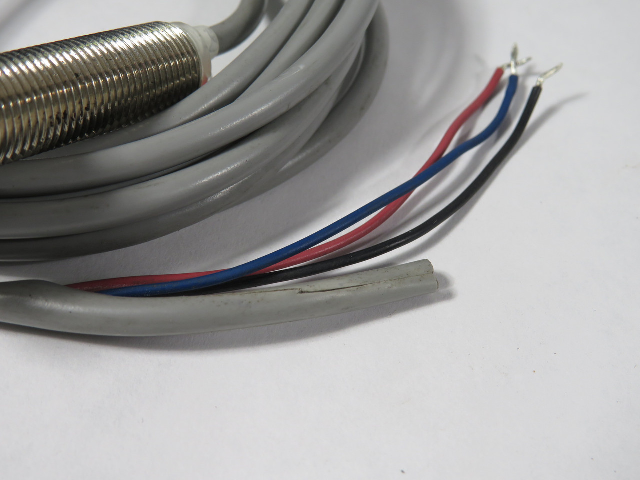 HTM FCM1-1202P-A3U2 Proximity Sensor 10-30VDC 200mA 2mm 76" Cable USED