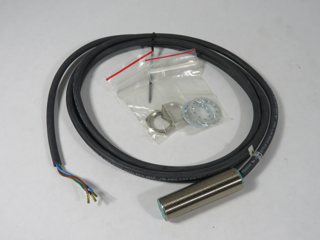 Pepperl+Fuchs NBB8-18GM60-US Proximity Sensor 20-250VAC/300VDC DIRTY BAG NWB