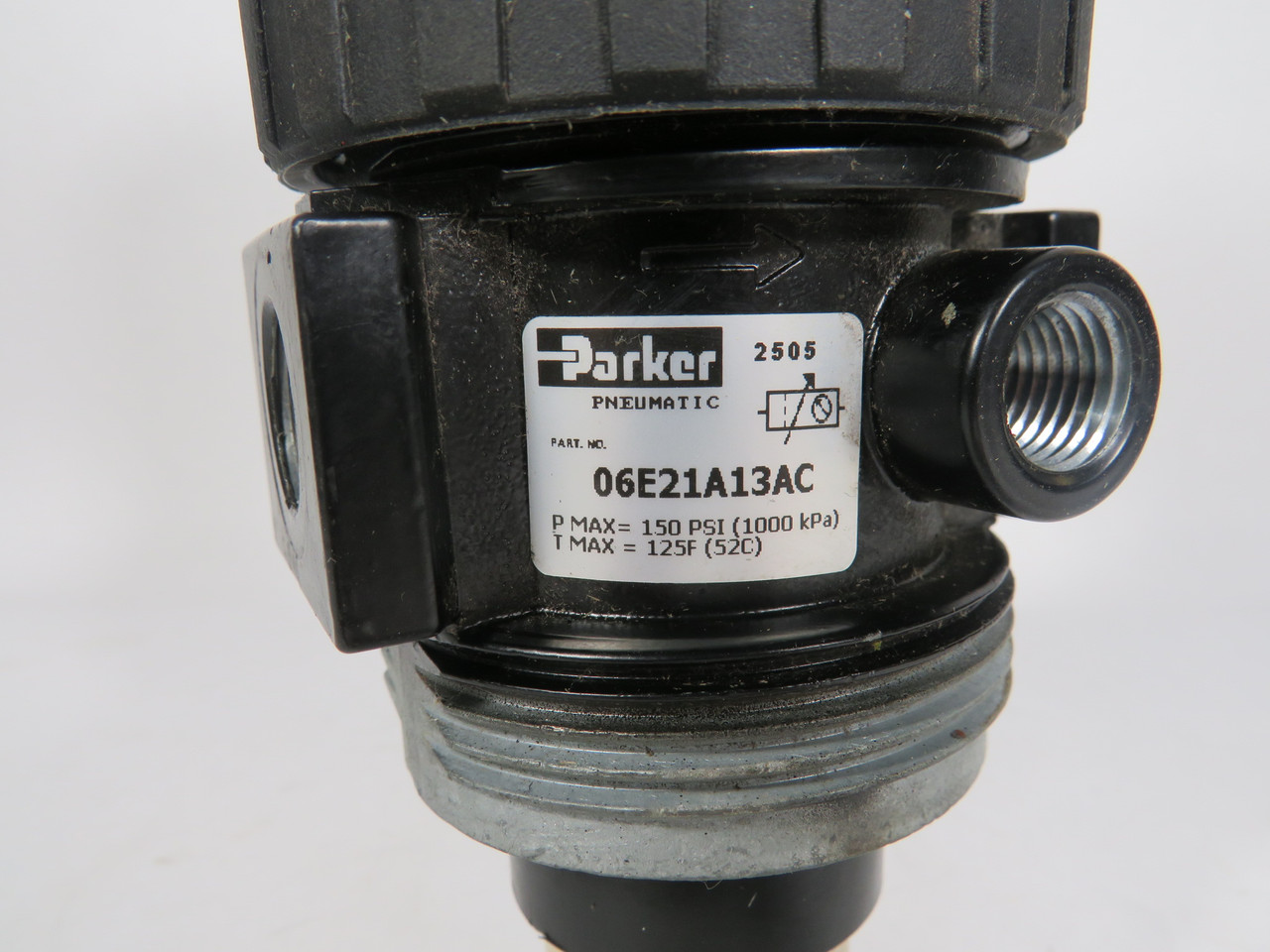 Parker 06E21A13AC Filter Regulator 3/8" NPT 40 MICRON 150 PSIG *NO BOWL* USED